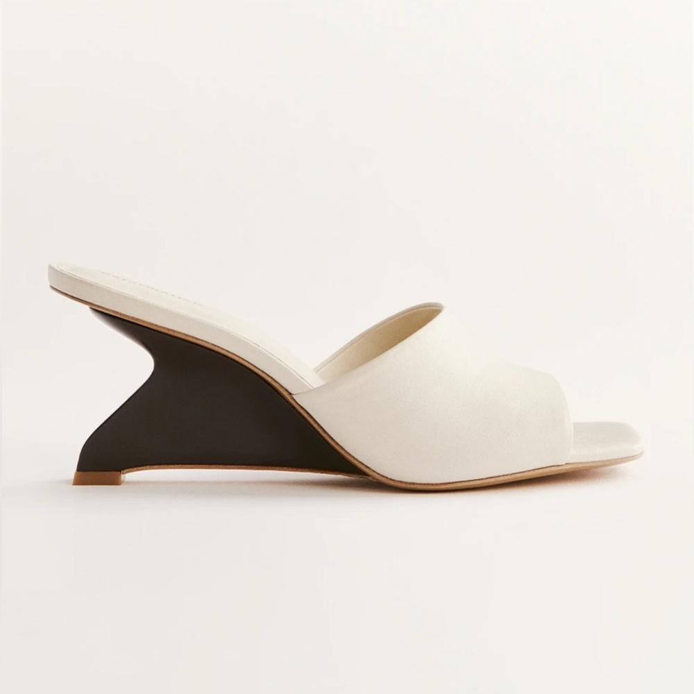 Reformation Enya Wedge Sandal (Size 8)